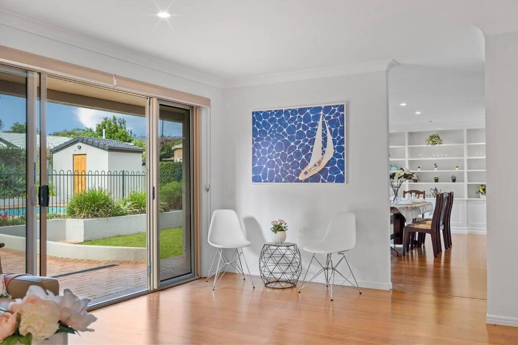 Holiday home Designer's With Pool *